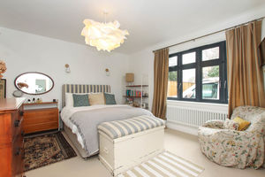 Photo 11- click for photo gallery